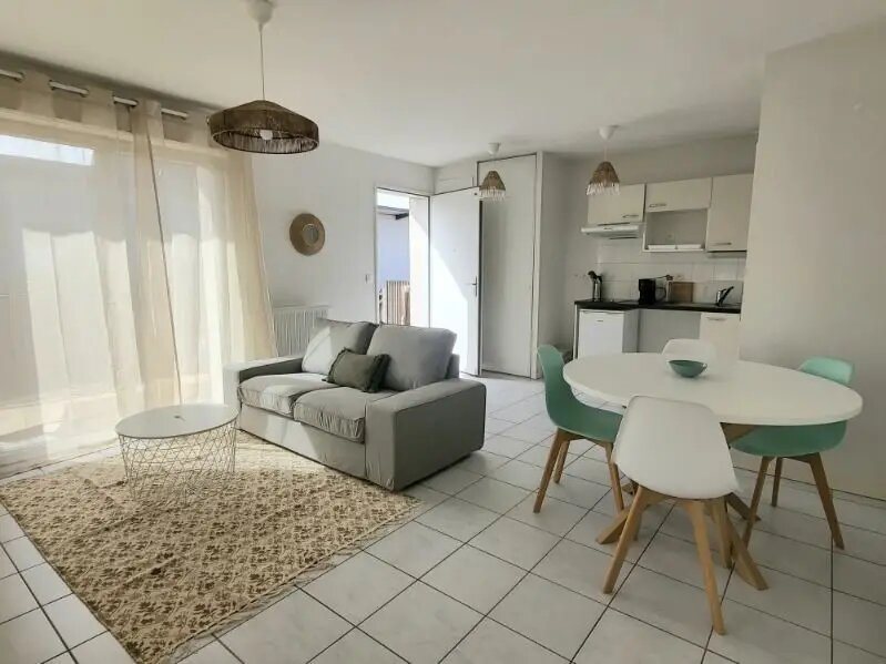 Appartement à louer, 40m², Saint-Jean-d'Illac