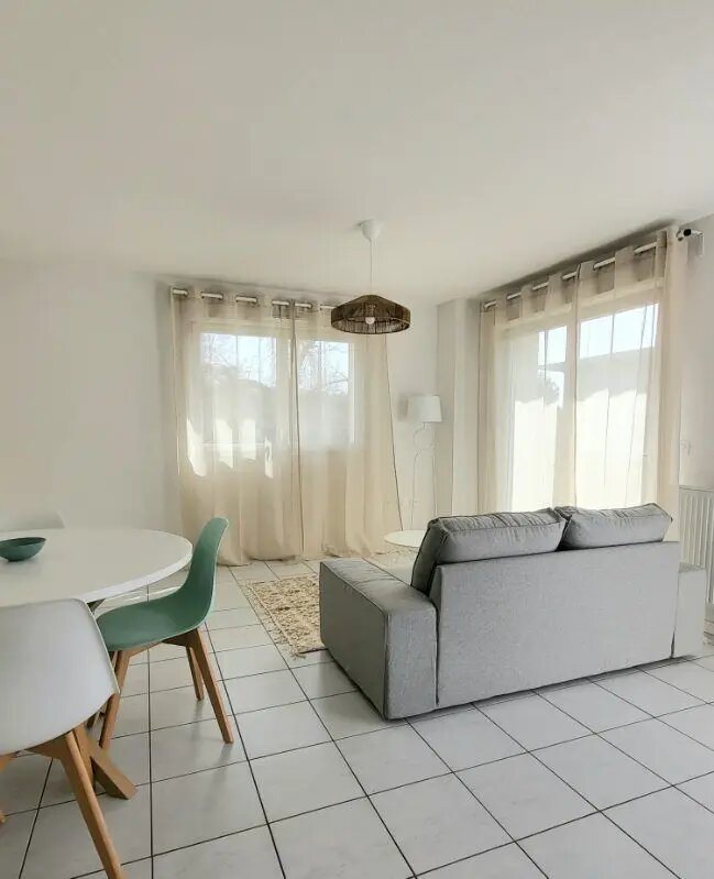 Appartement à louer, 40m², Saint-Jean-d'Illac