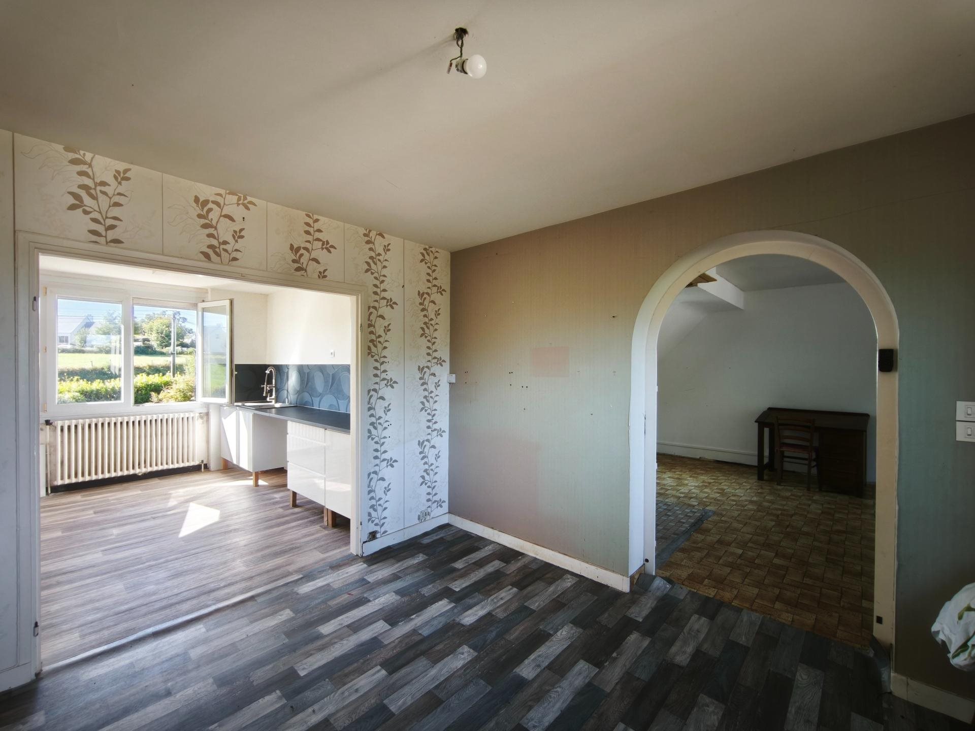 Maison à vendre, 127m², Plounéour-Ménez