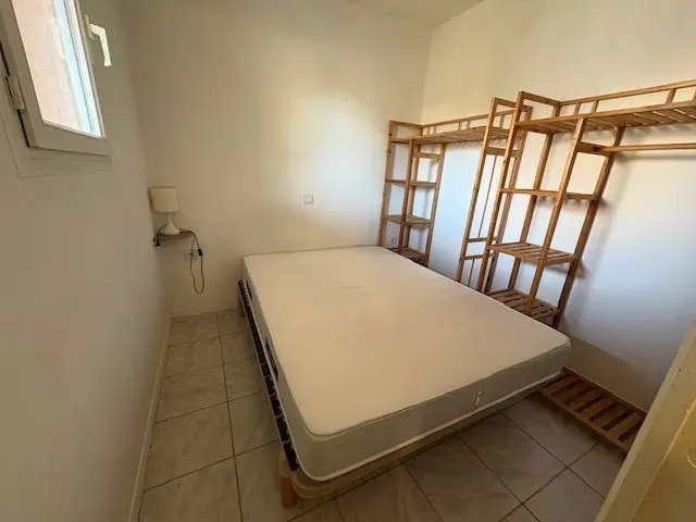 Appartement à louer, 28m², Ribaute-les-Tavernes