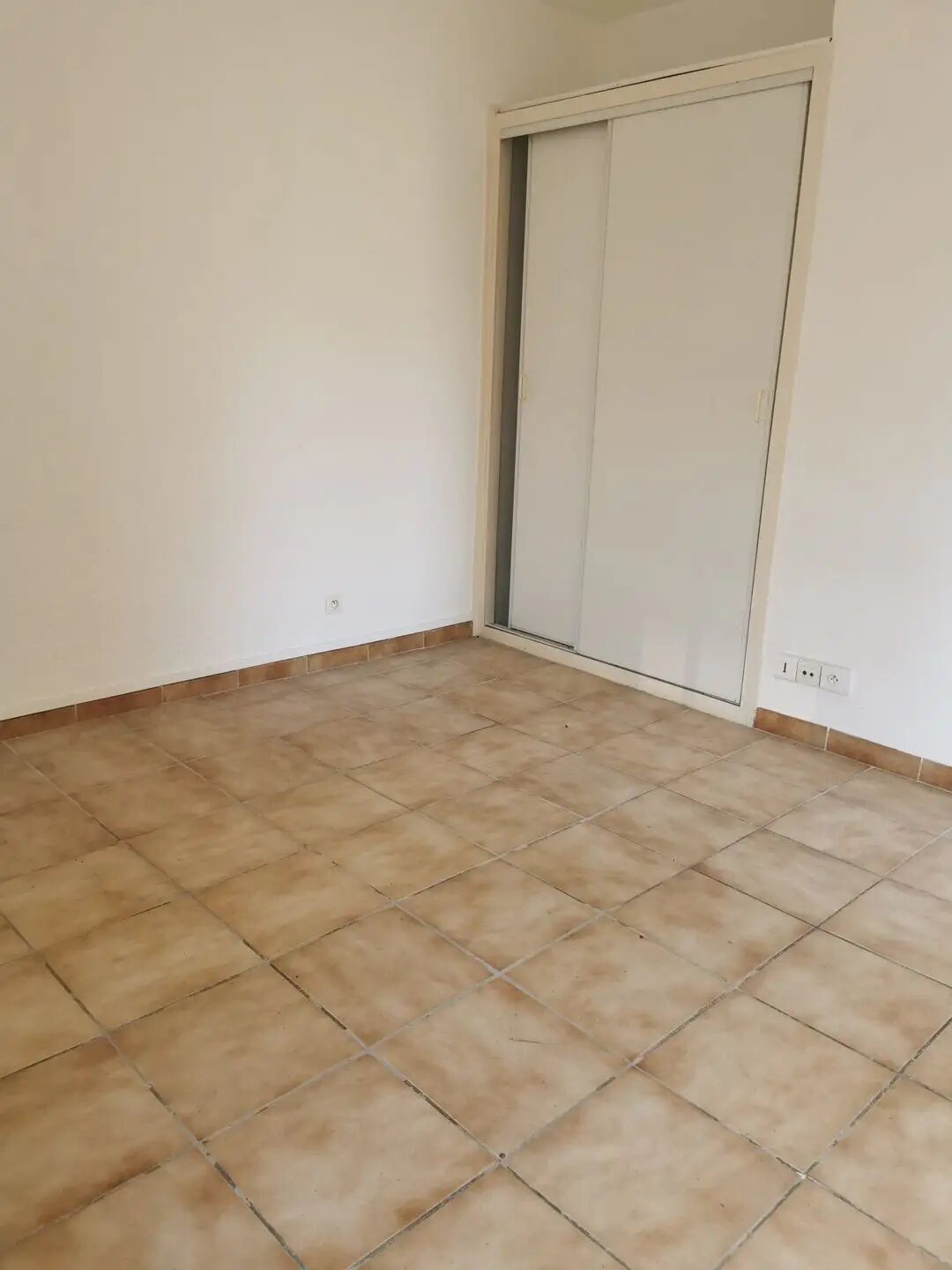 Appartement à louer, 37m², Vézénobres