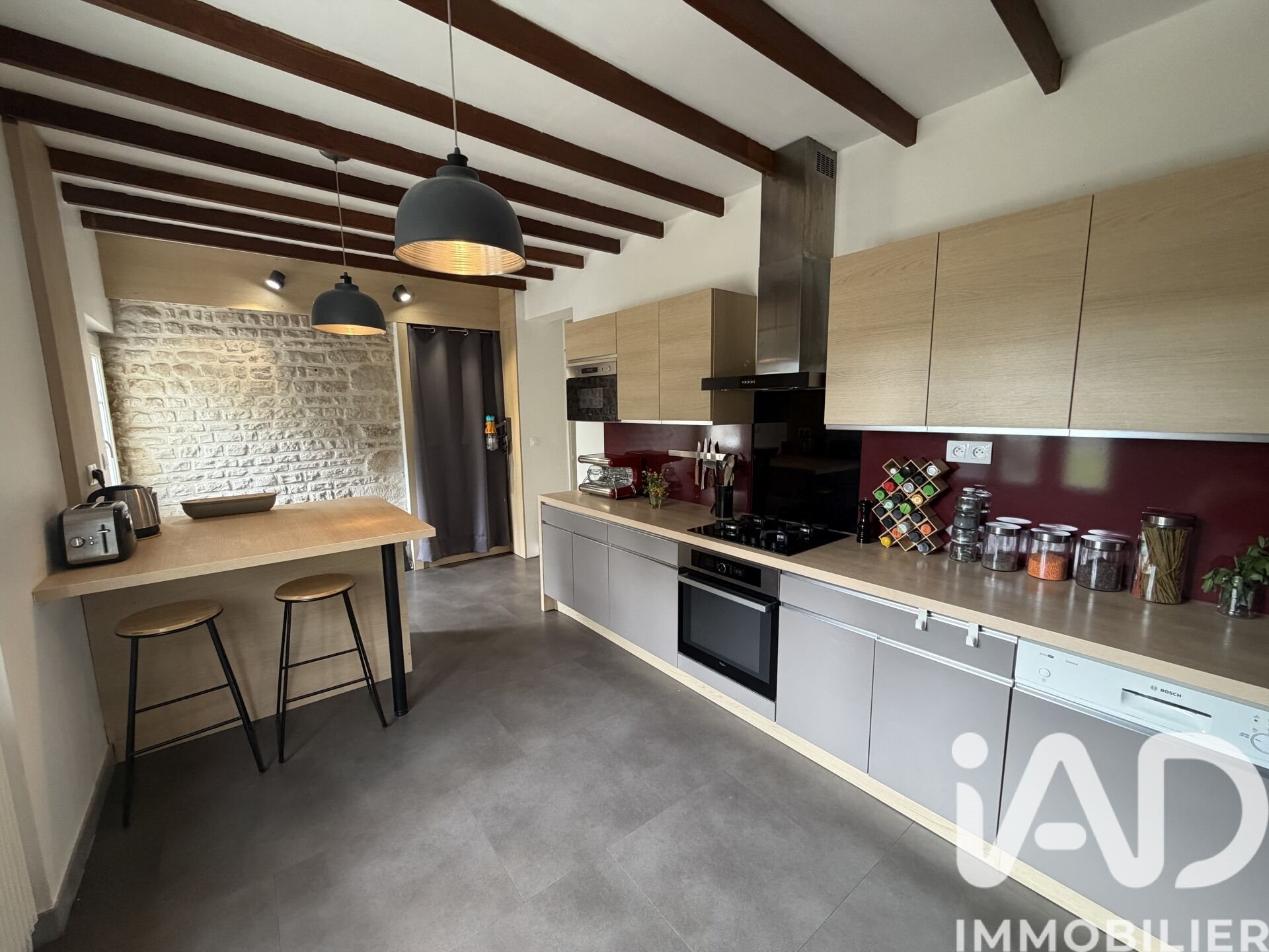Maison à vendre, 240m², Saint-Amant-de-Boixe