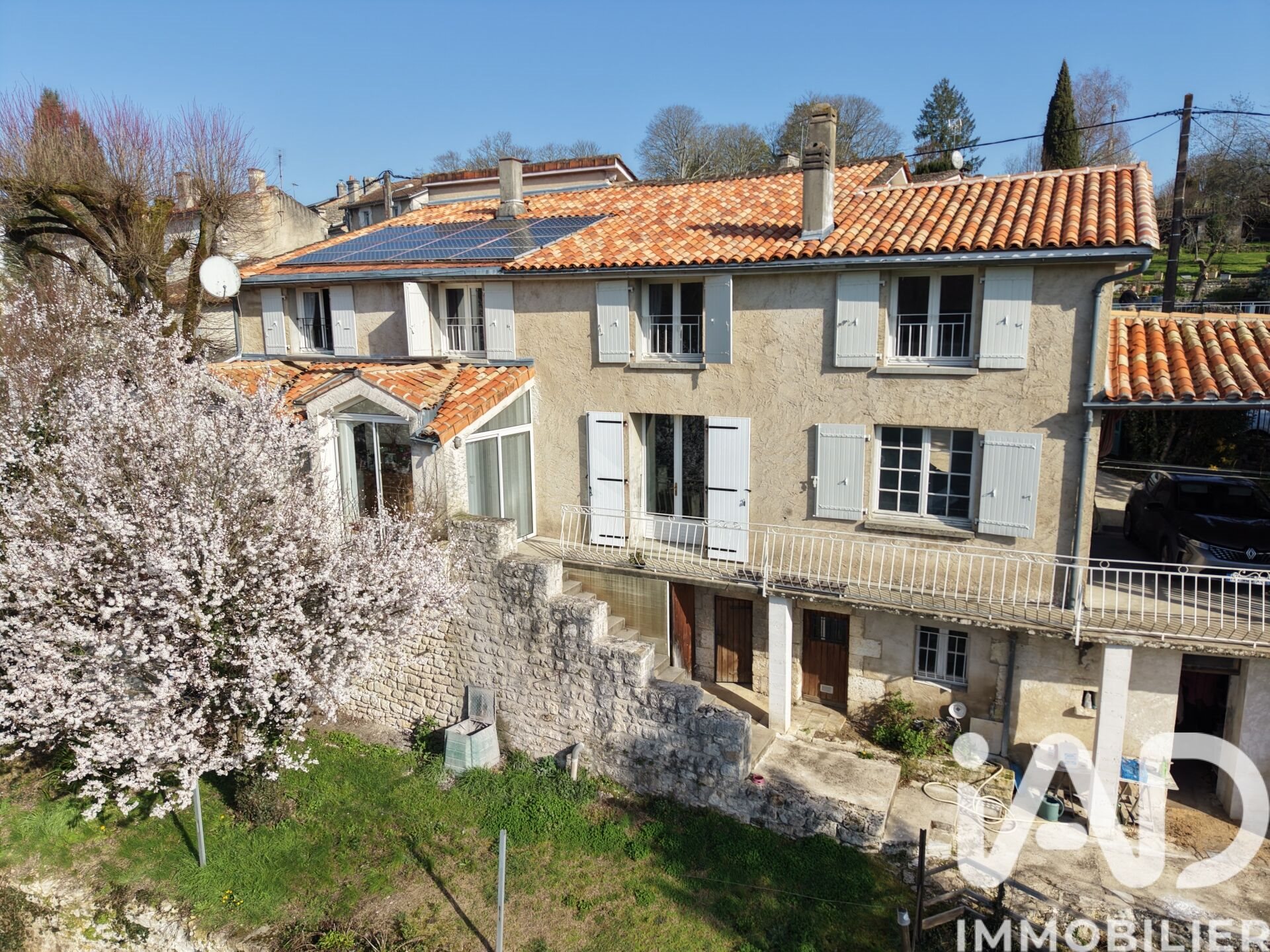 Maison à vendre, 223m², Mouthiers-sur-Boëme