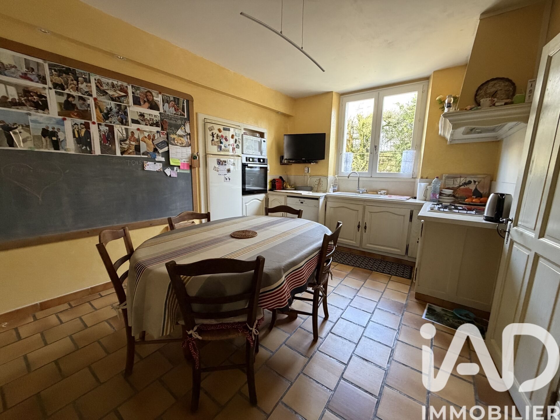 Maison à vendre, 223m², Mouthiers-sur-Boëme