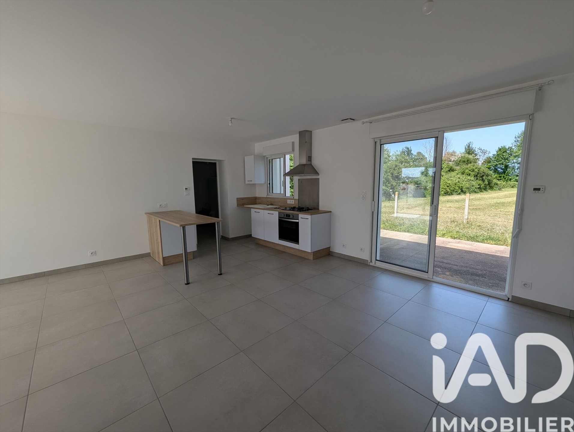 Maison à vendre, 85m², Saint-Simon-de-Pellouaille