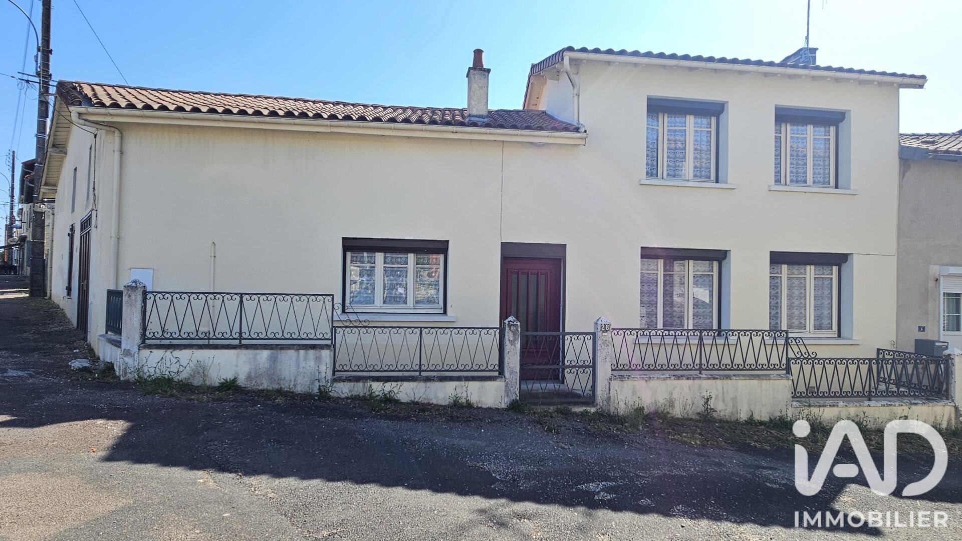 Maison à vendre, 92m², Ruffec