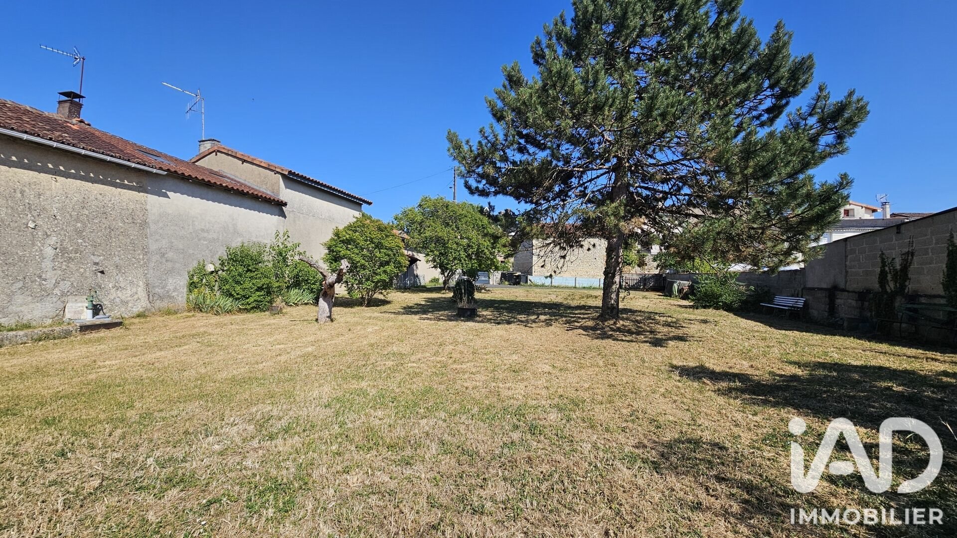 Maison à vendre, 92m², Ruffec