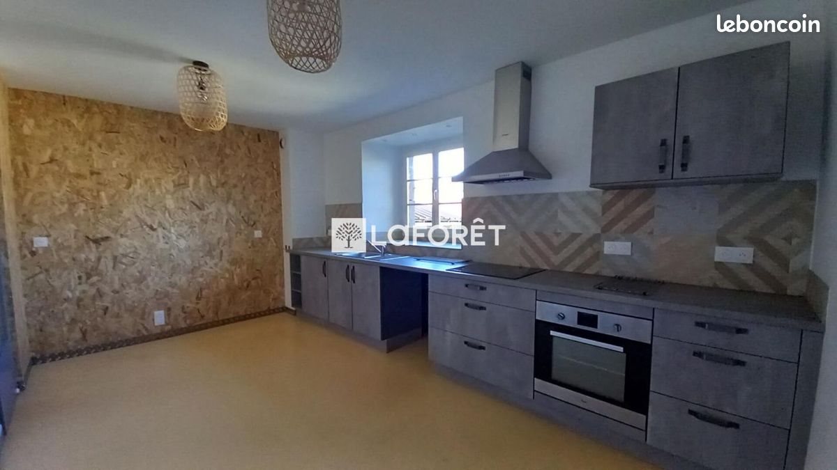 Appartement à louer, 108m², Saint-Flour