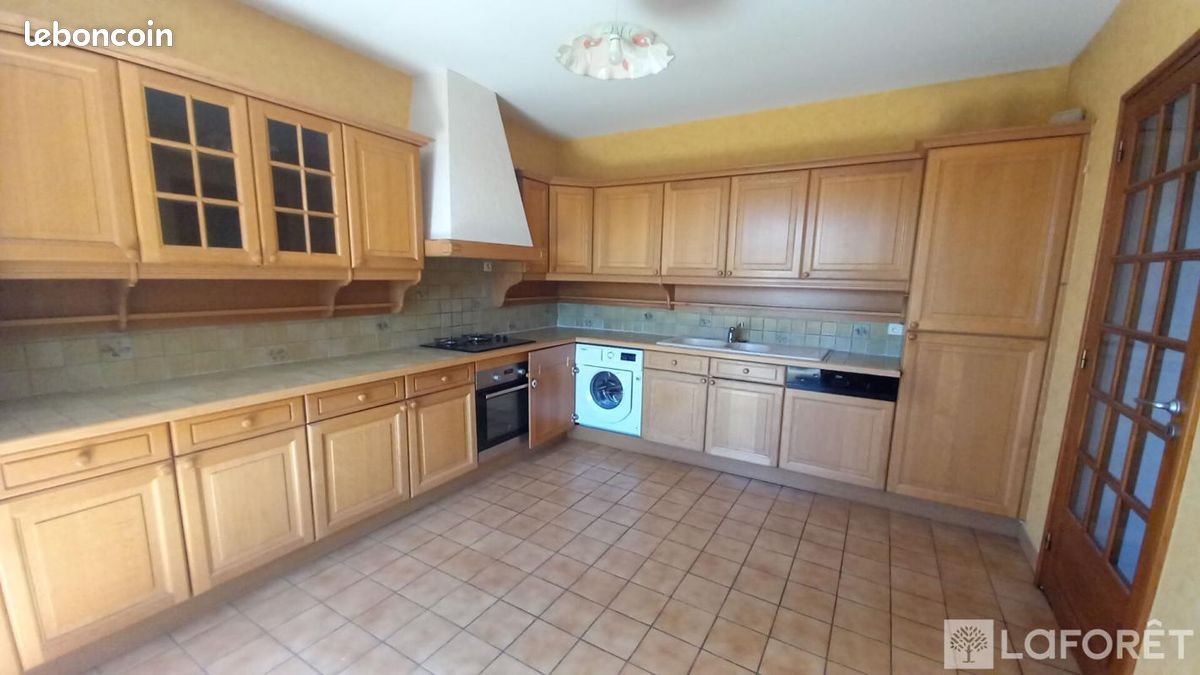 Appartement à louer, 71m², Saint-Flour