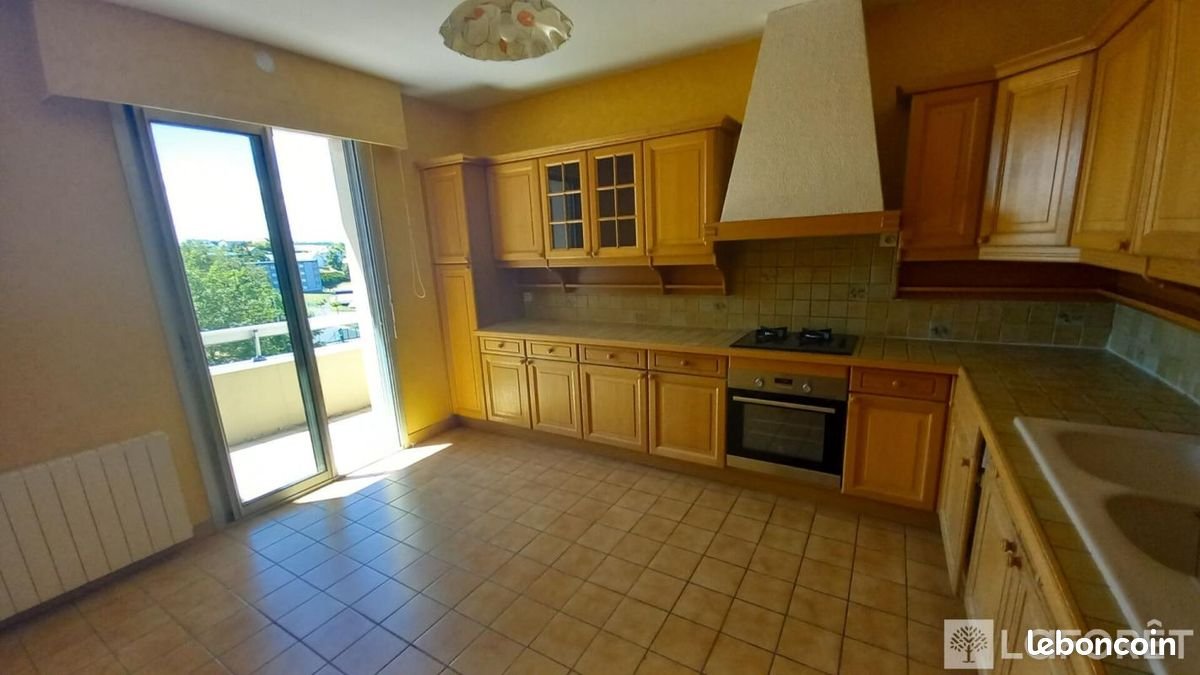Appartement à louer, 71m², Saint-Flour