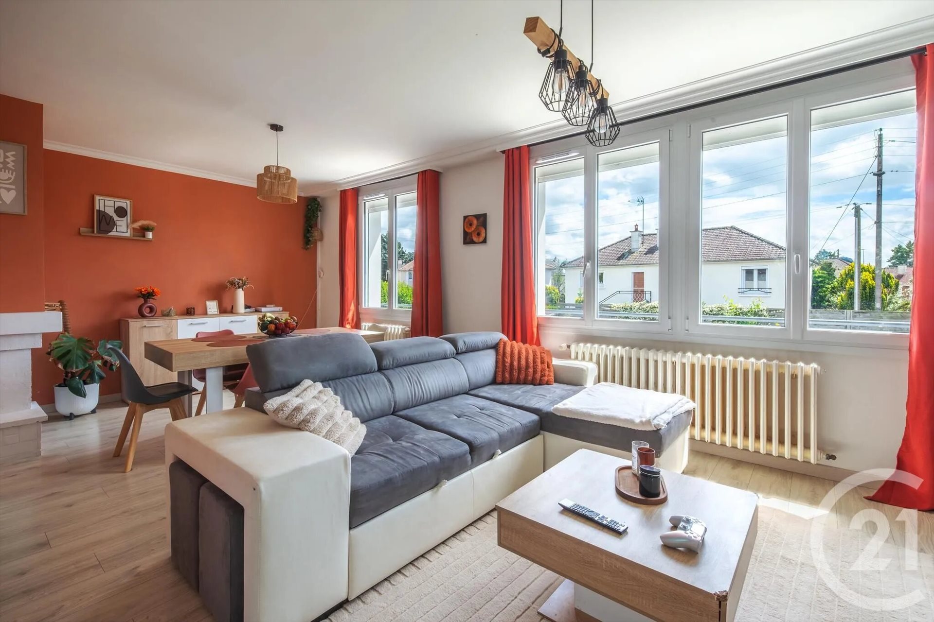 Maison à vendre, 102m², Laval