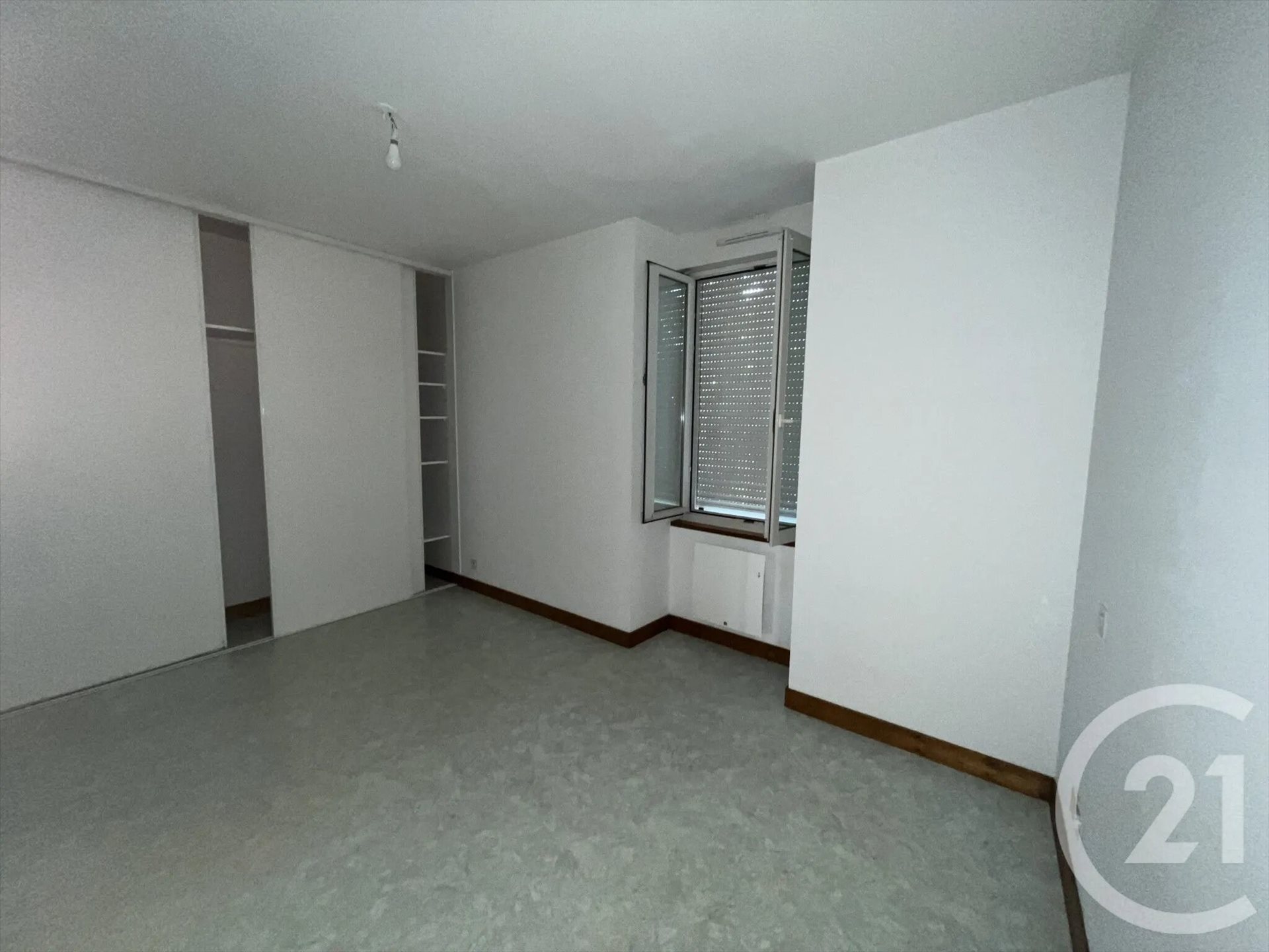 Appartement à louer, 41m², Saint-Berthevin