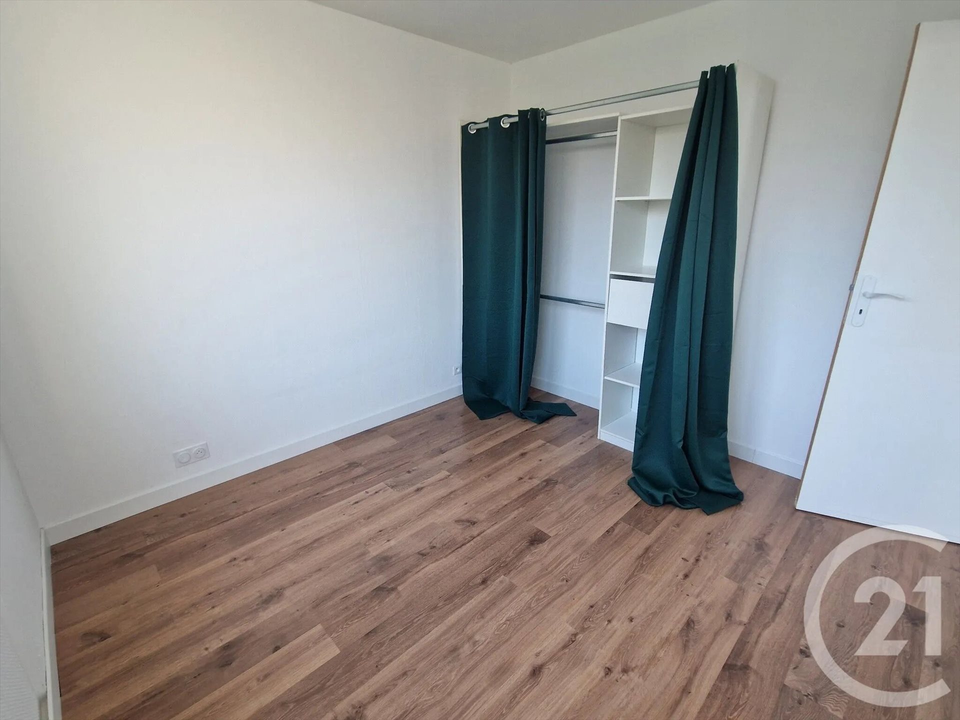 Appartement à louer, 47m², Andouillé