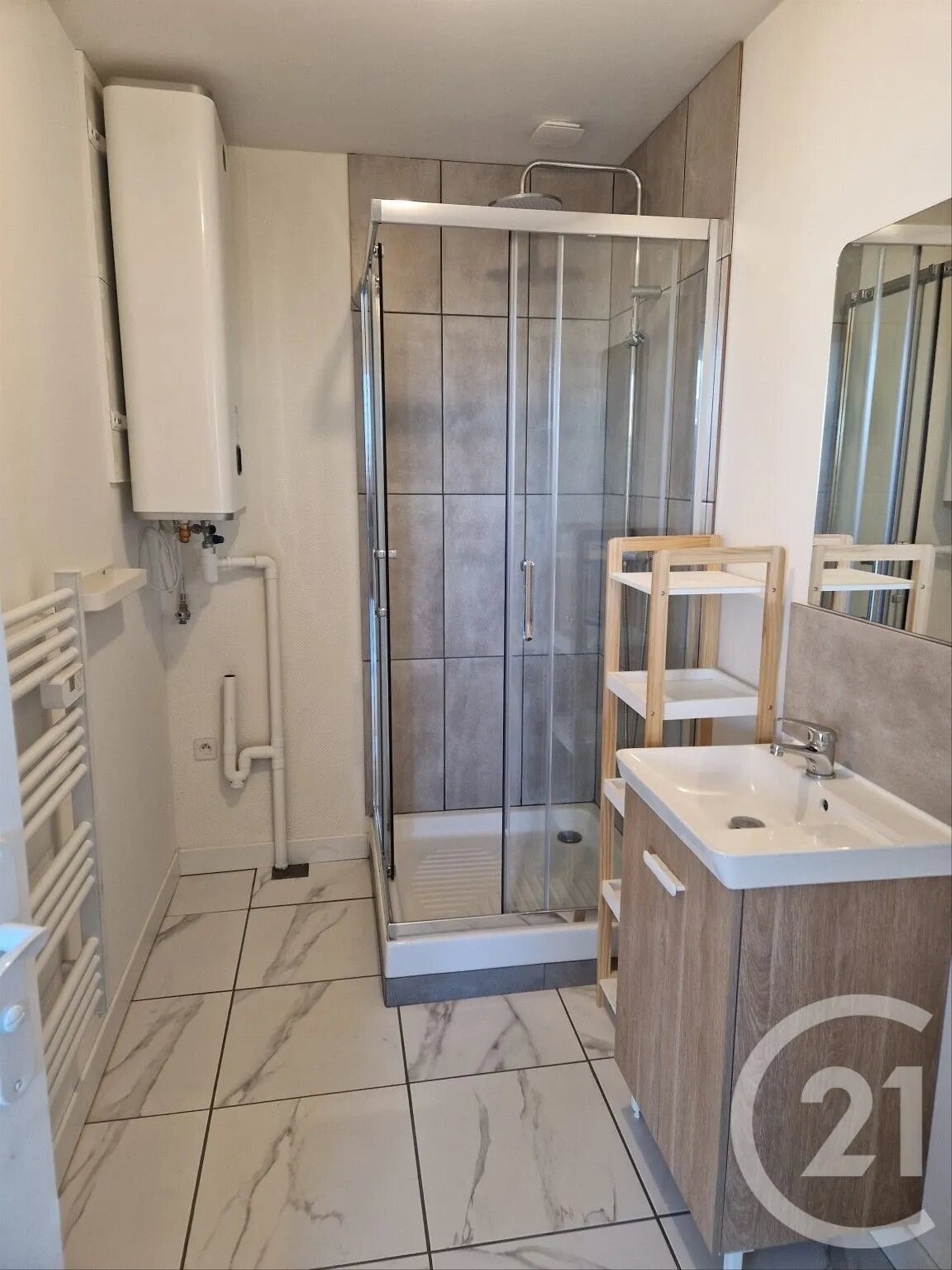 Appartement à louer, 47m², Andouillé