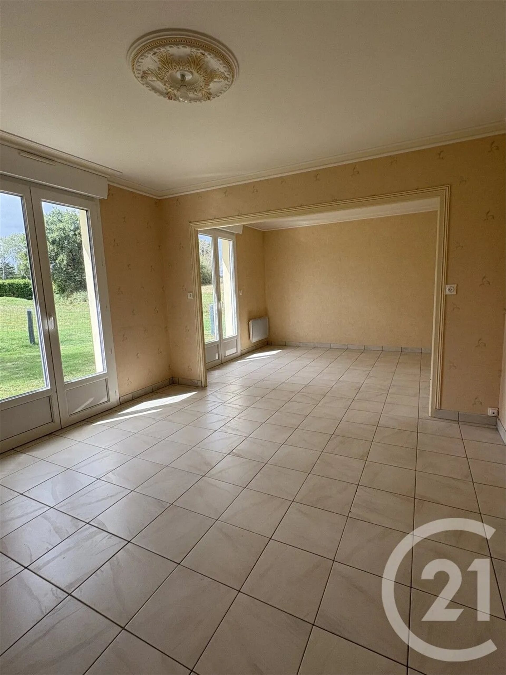 Maison à louer, 102m², Loiron