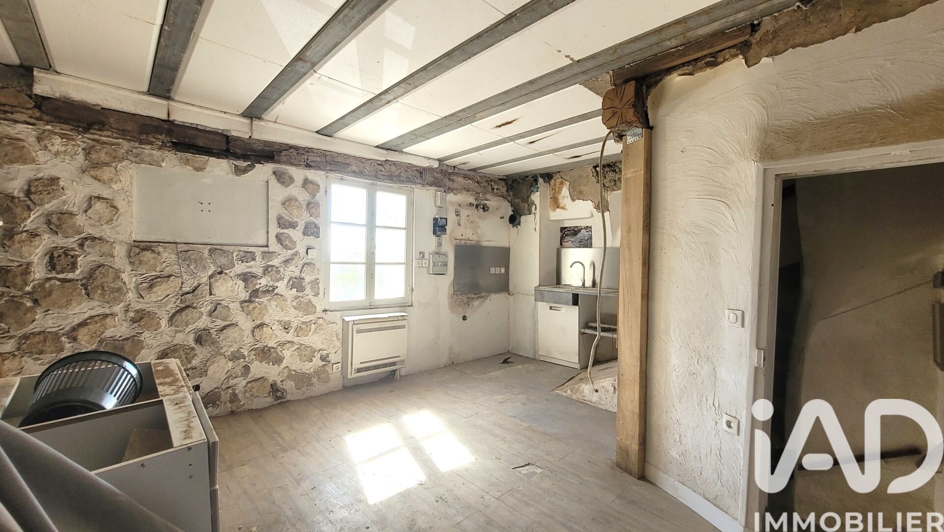 Maison à vendre, 60m², Montmeyan