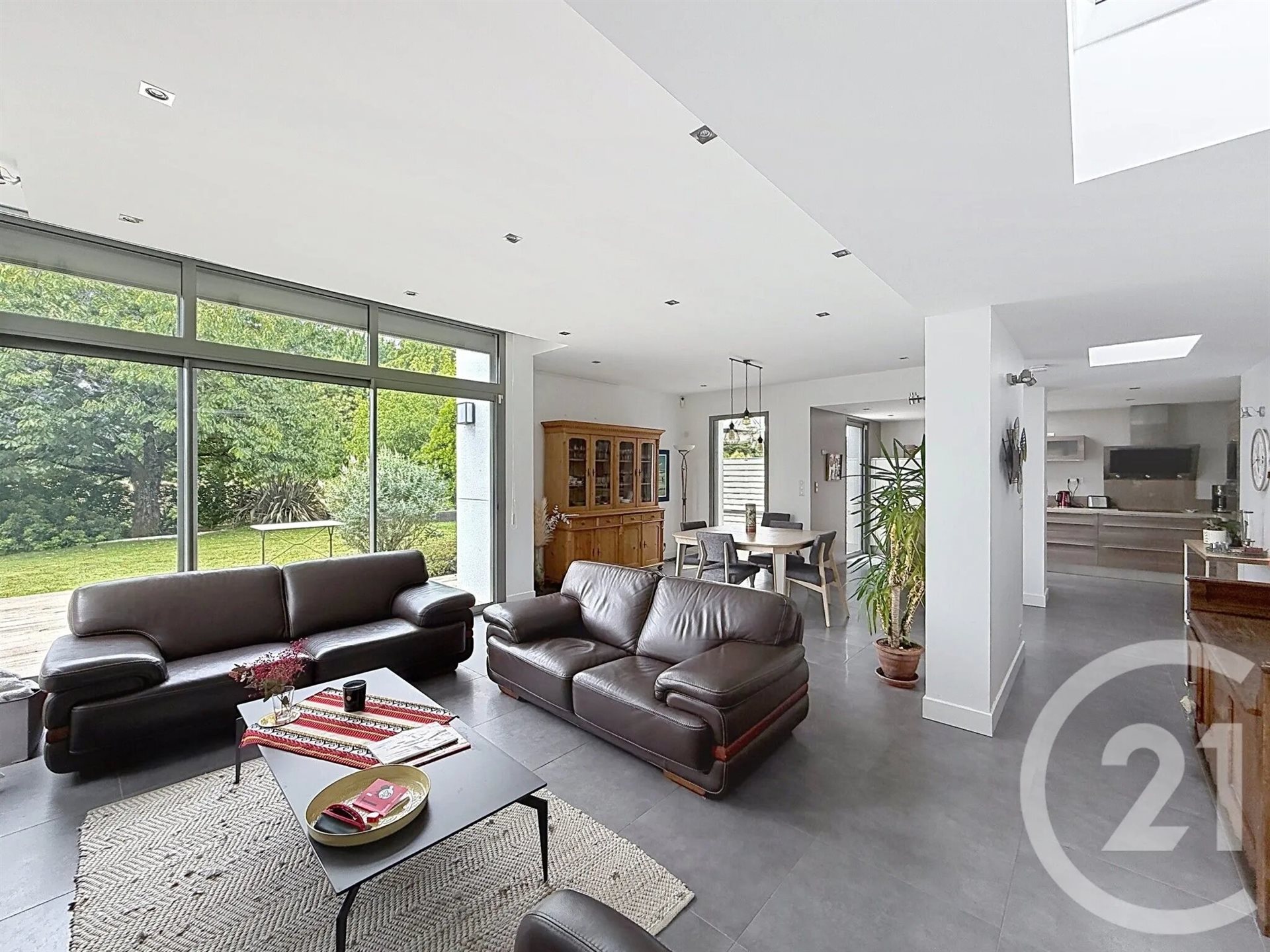 Maison à vendre, 243m², Saint-Erblon