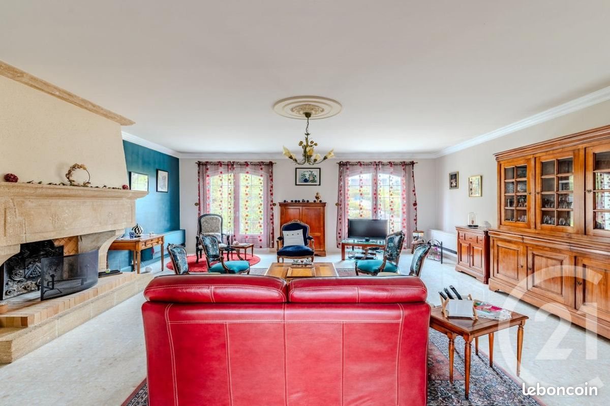 Maison à vendre, 238m², Saint-Berthevin