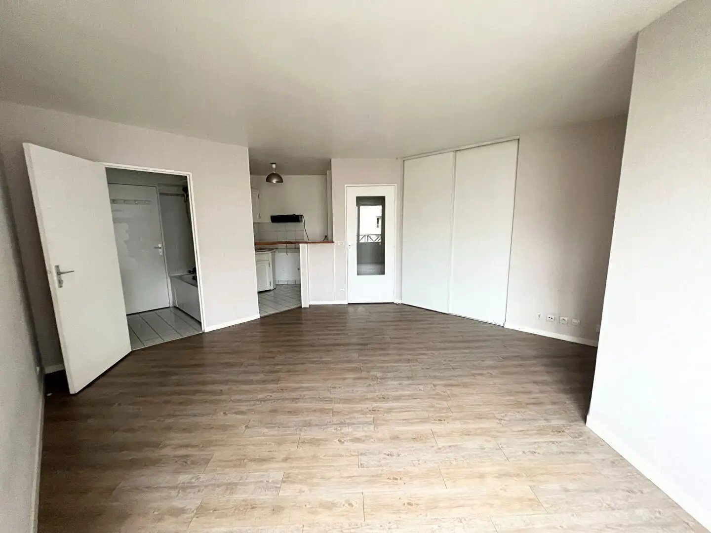 Appartement à louer, 32m², Viry-Châtillon