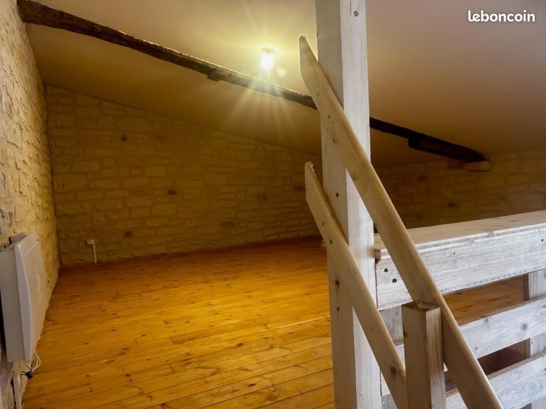 Appartement à louer, 85m², Cérons