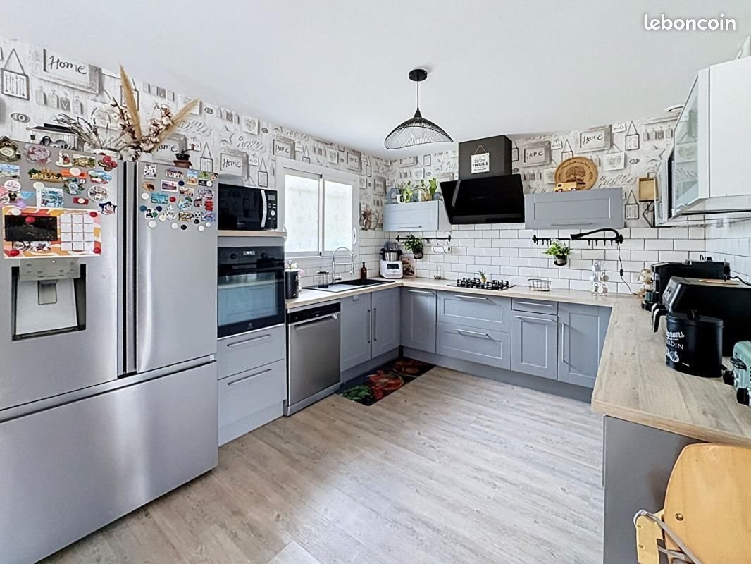 Maison à vendre, 137m², Salles