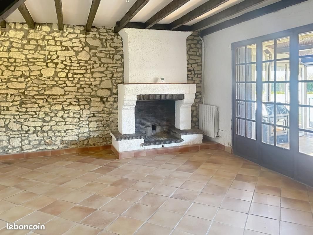 Maison à louer, 134m², Saint-Ciers-sur-Gironde