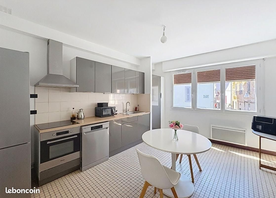 Appartement à vendre, 291m², Mont-de-Marsan