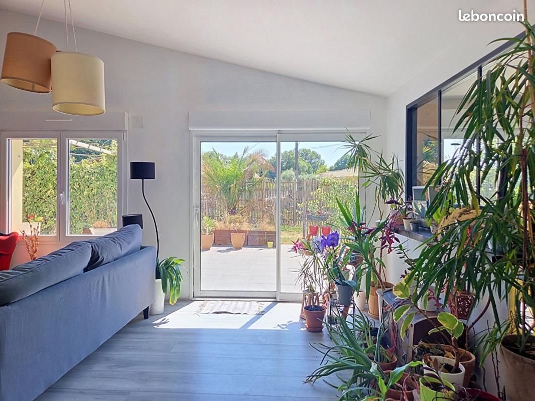 Maison à vendre, 300m², Lalande-de-Pomerol