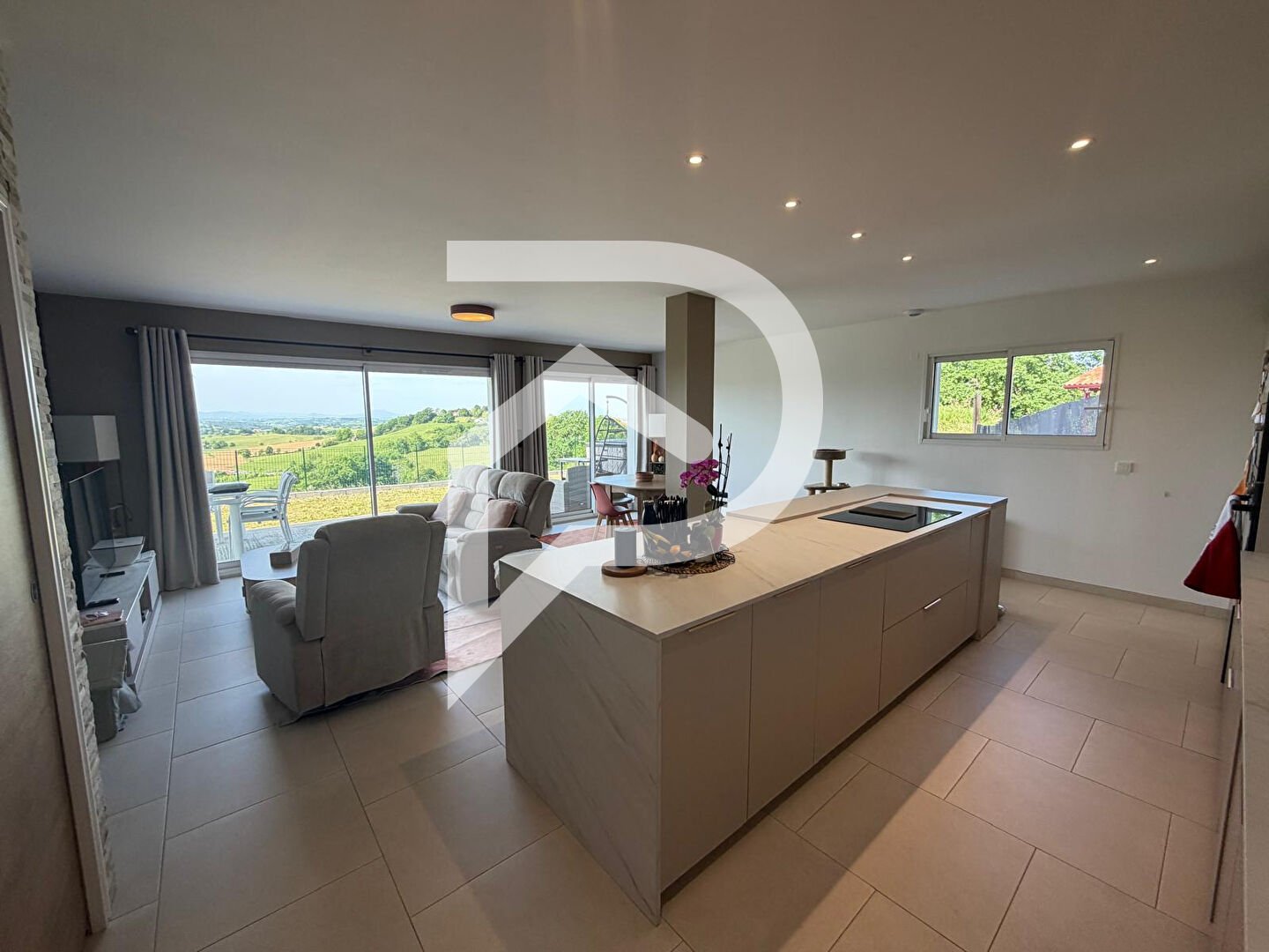 Appartement à vendre, 109m², Bardos