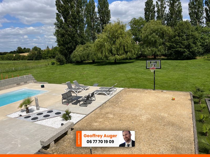 Maison à vendre, 222m², Sainte-Verge