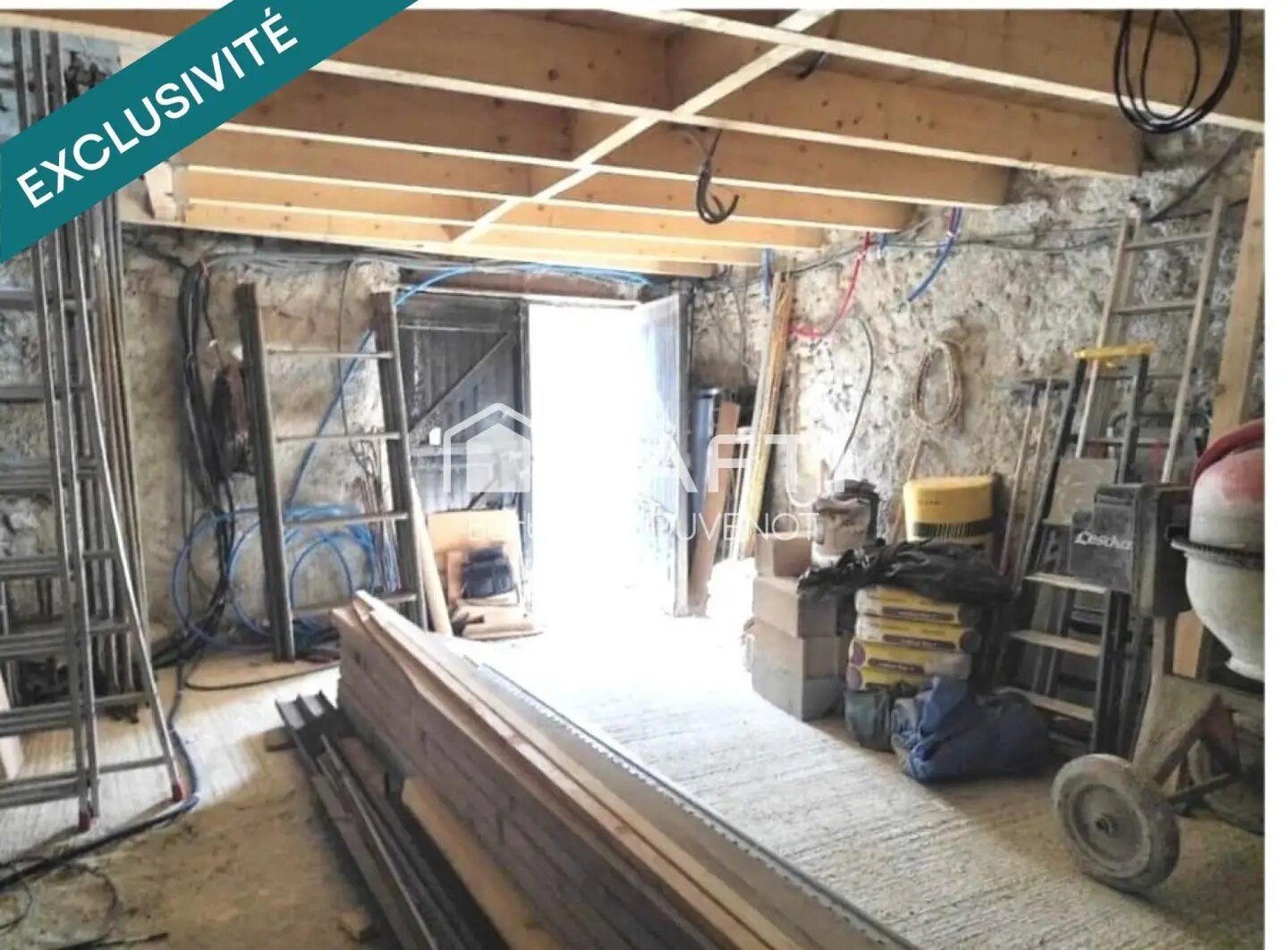 Maison à vendre, 38m², Villespassans