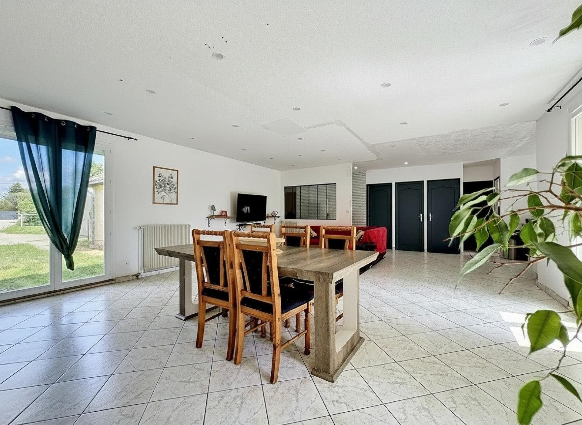 Maison à vendre, 140m², Beaurepaire