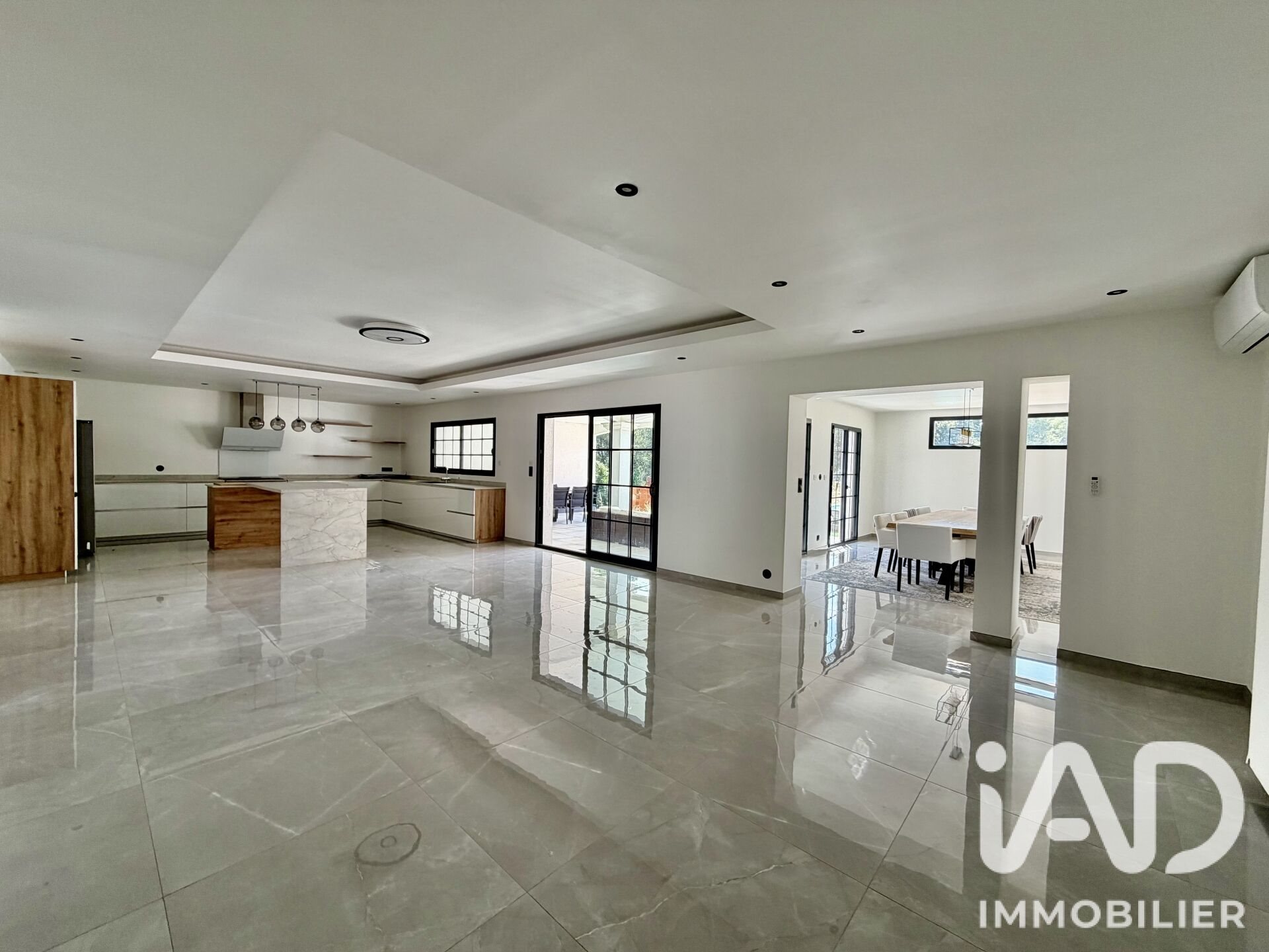 Maison à vendre, 232m², Flassans-sur-Issole