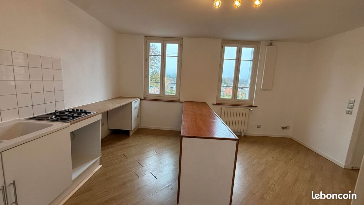 Maison à louer, 42m², Sardent