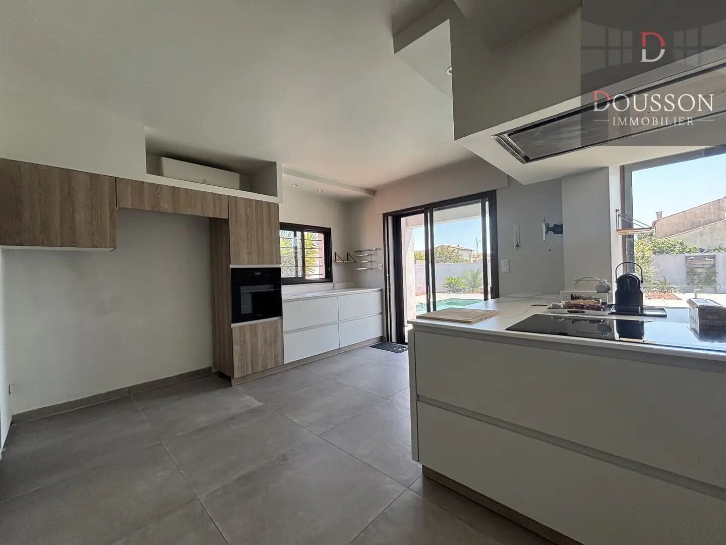 Maison à vendre, 220m², Saint-Laurent-d'Aigouze