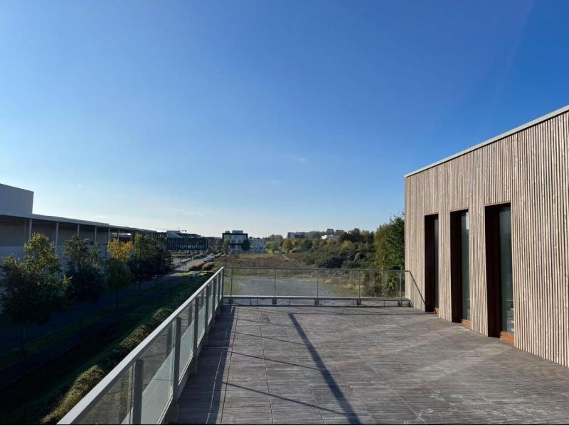 Maison à louer, 689m², Anzin