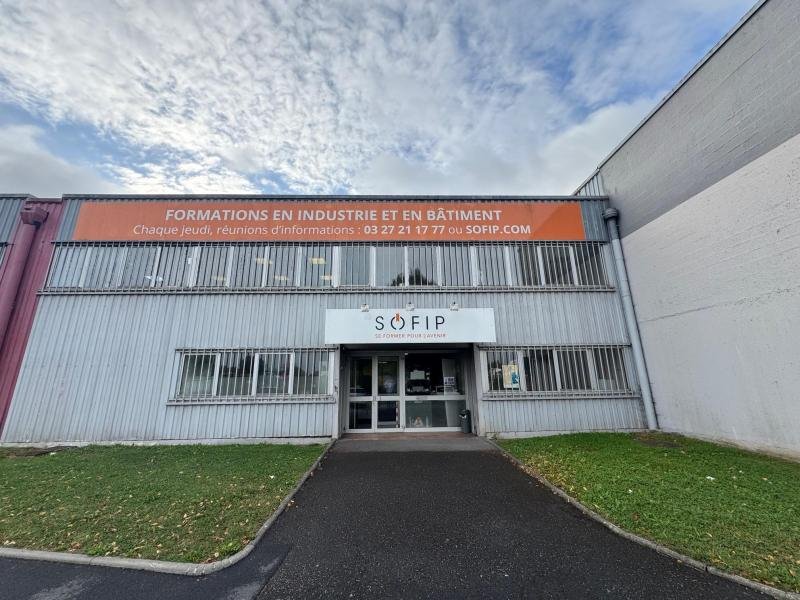 Maison à louer, 1070m², Rouvignies