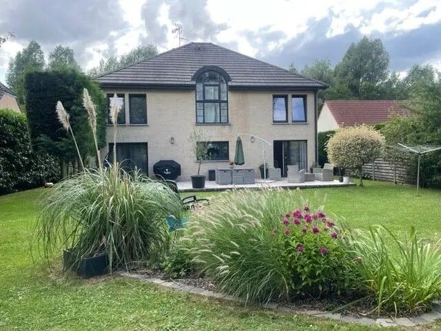 Maison à vendre, 230m², Crespin