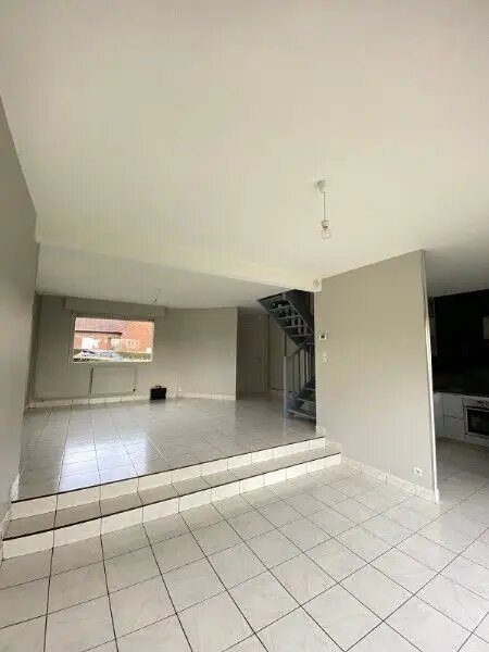 Maison à louer, 106m², Préseau