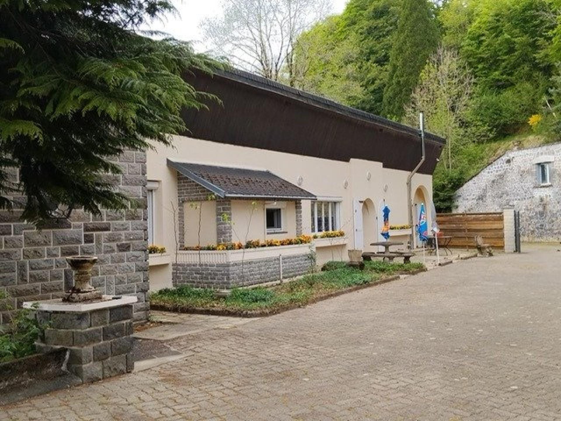 Maison à vendre, 276m², Mont-Dore