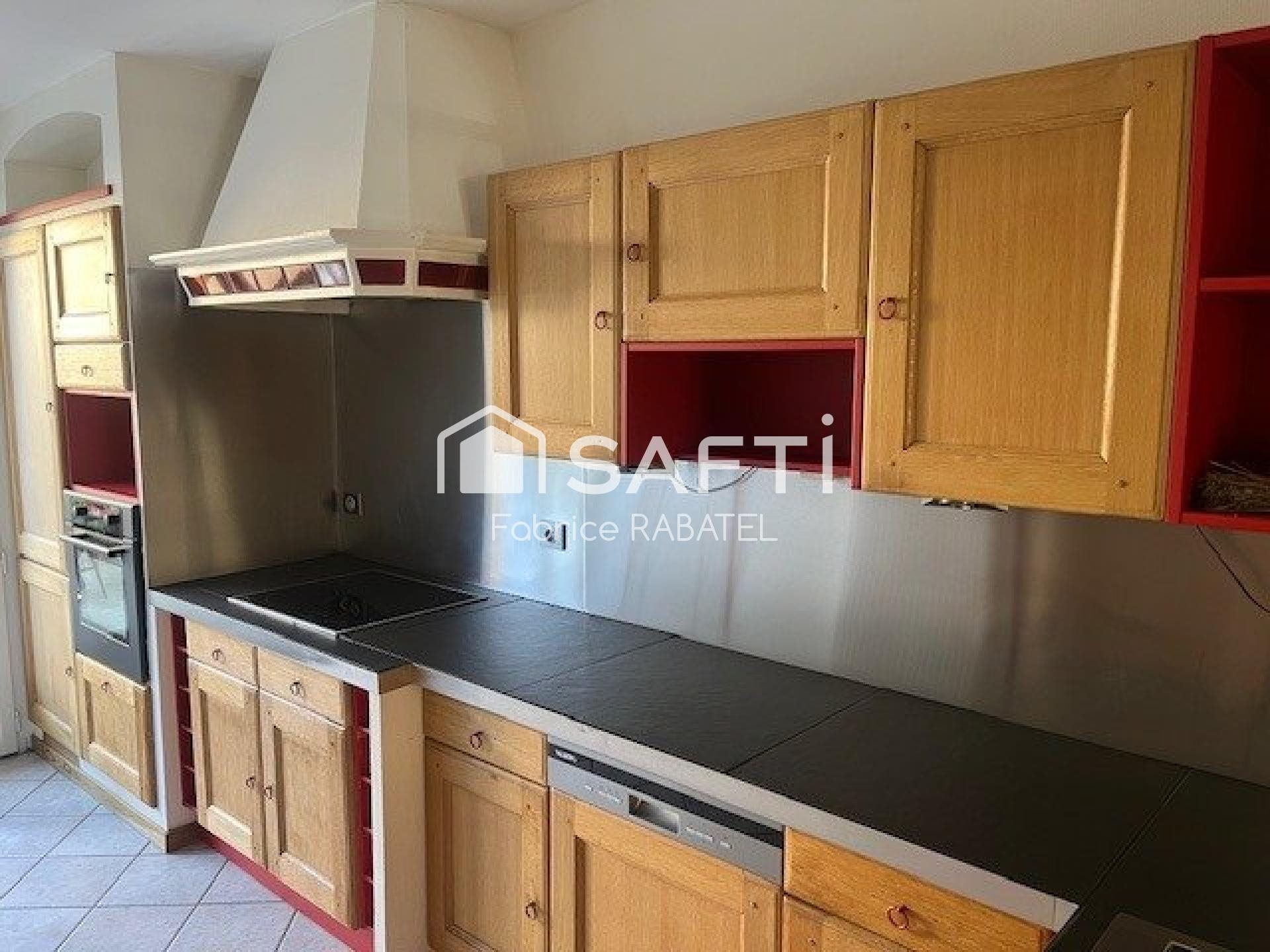 Maison à vendre, 160m², Pontaumur