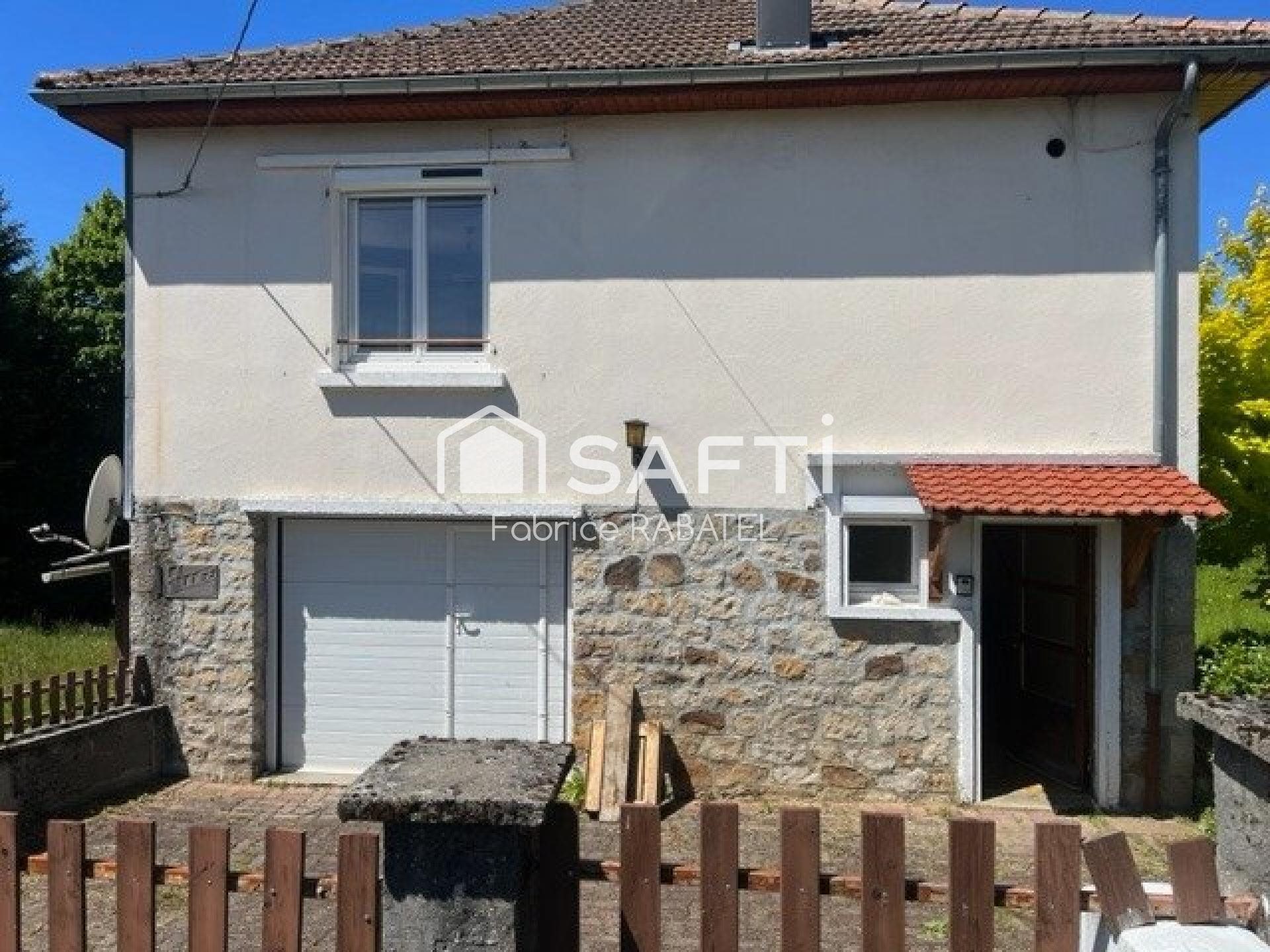 Maison à vendre, 118m², Bourg-Lastic