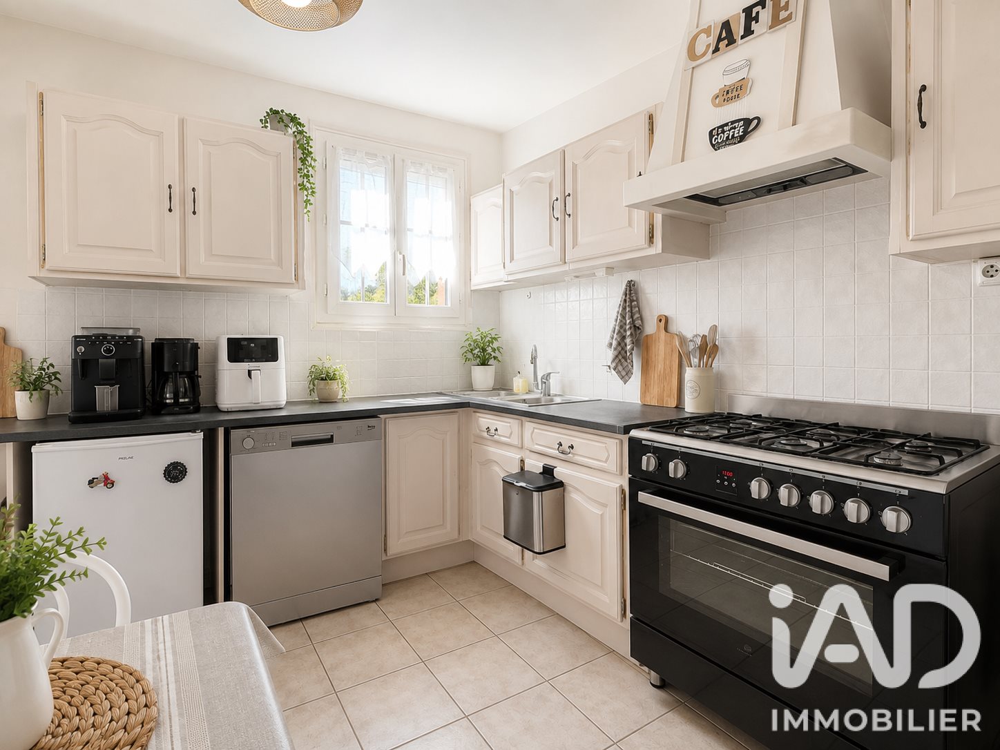 Maison à vendre, 78m², Châteaubernard