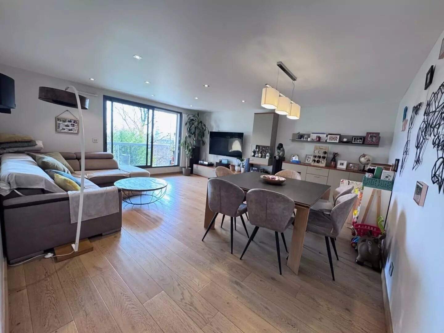 Appartement à vendre, 97m², Suresnes