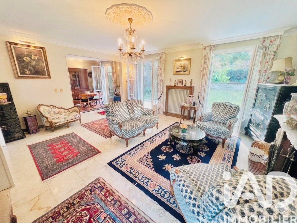 Maison à vendre, 222m², Verneuil-en-Halatte