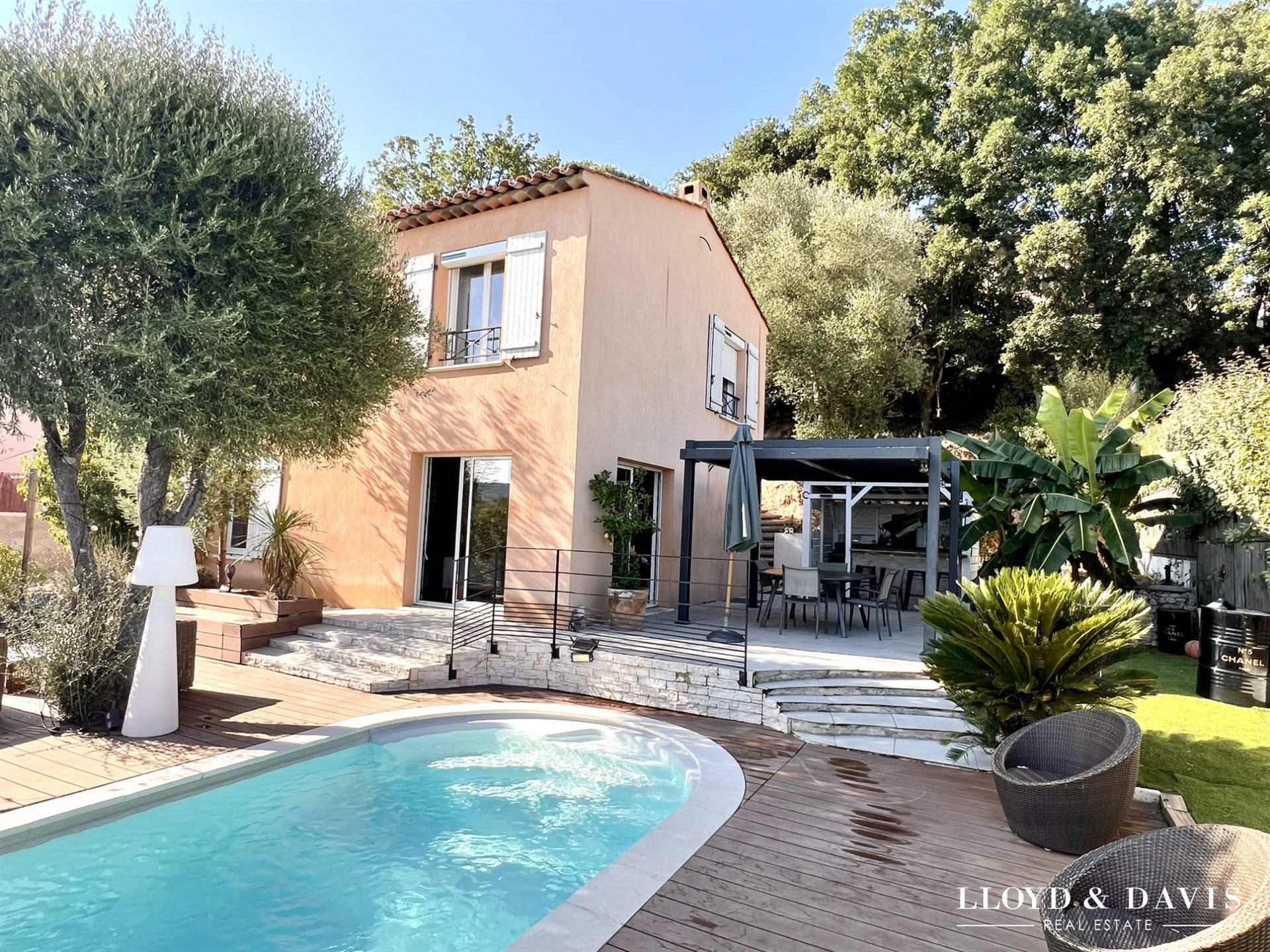 Maison à vendre, 98m², Bagnols-en-Forêt