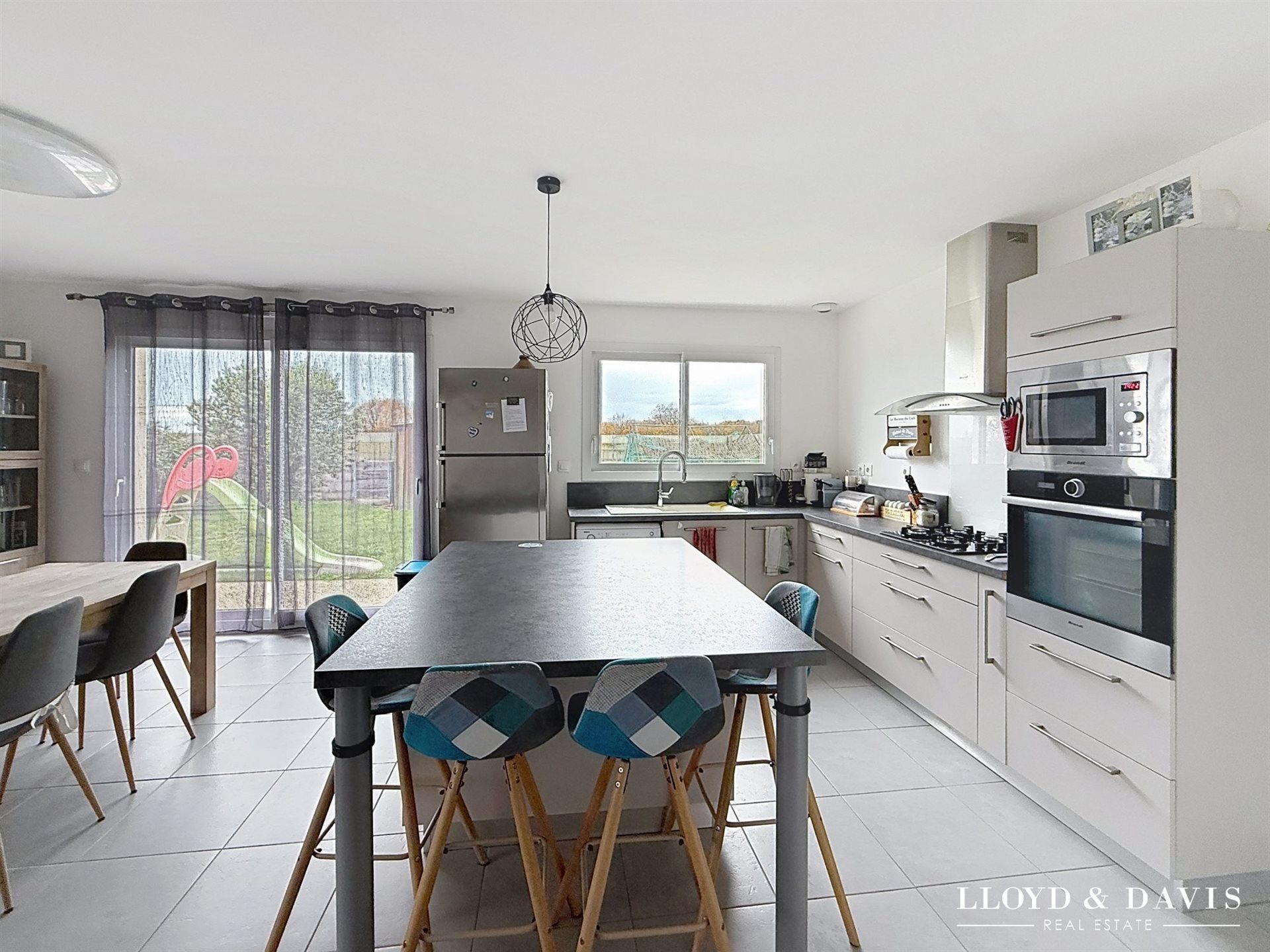 Maison à vendre, 123m², Médis