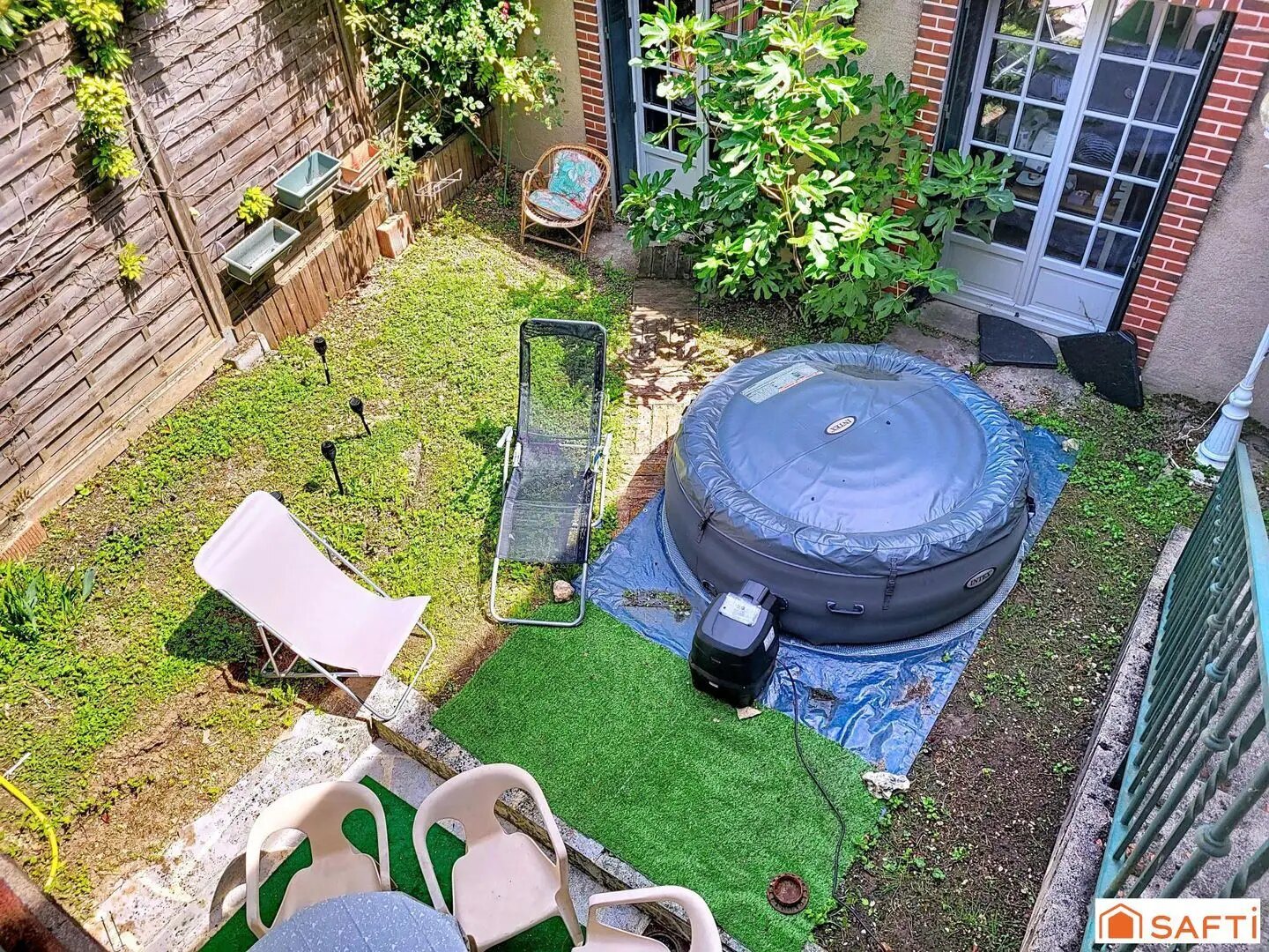 Maison à vendre, 220m², Saint-Julien-du-Sault
