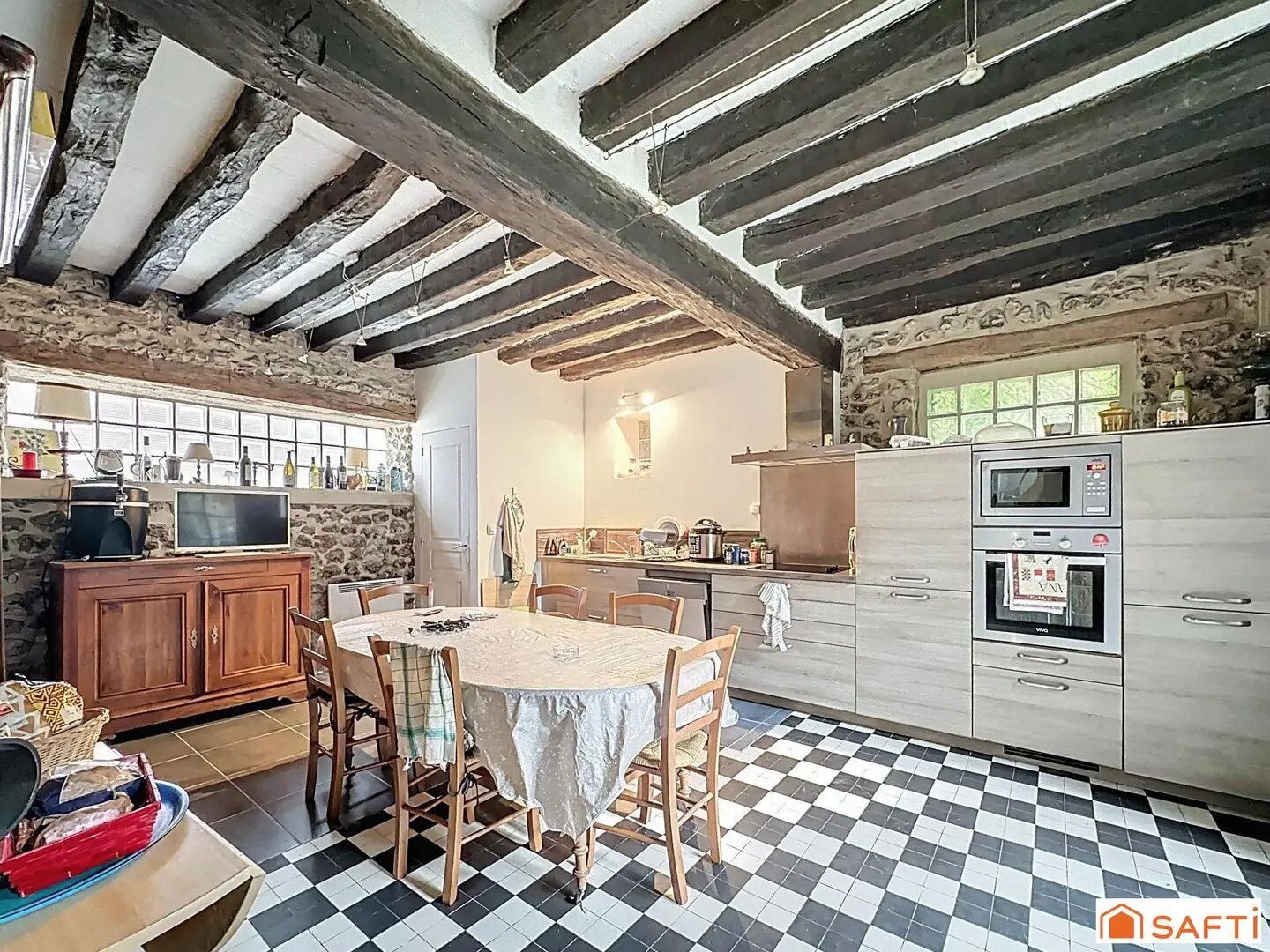 Maison à vendre, 220m², Saint-Julien-du-Sault