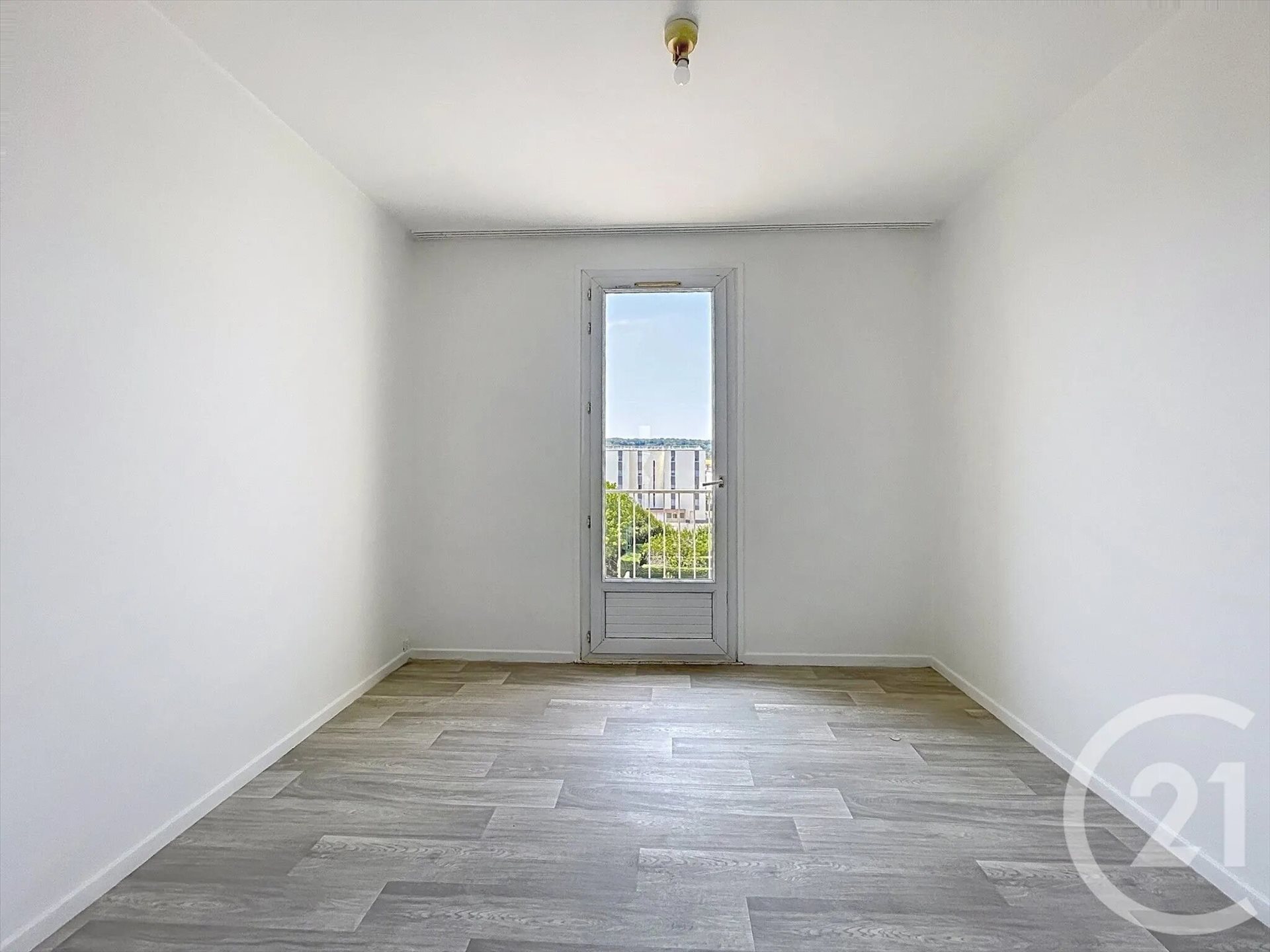 Appartement à louer, 68m², Noyon